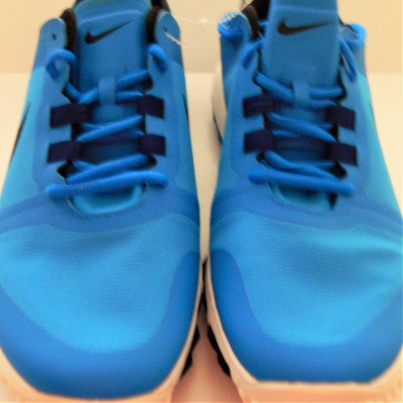 NEW Men Athletic shoes Nike blue 9 running trail or track New with plastic tag - Picture 4 of 4